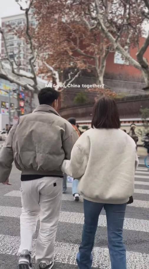 Bulan Madu Brisia Jodie dan Jonathan Alden di China