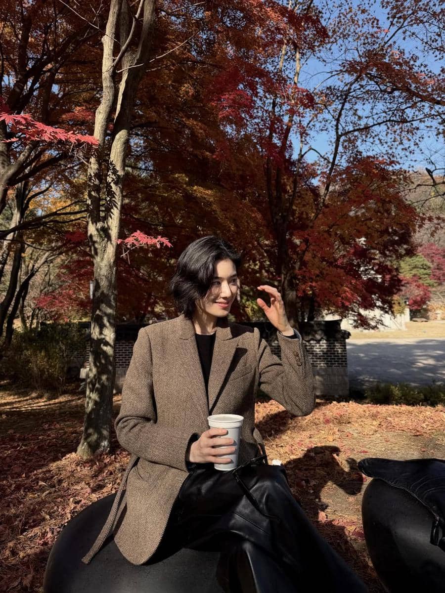 inspirasi gaya ala Jung Eun Chae 