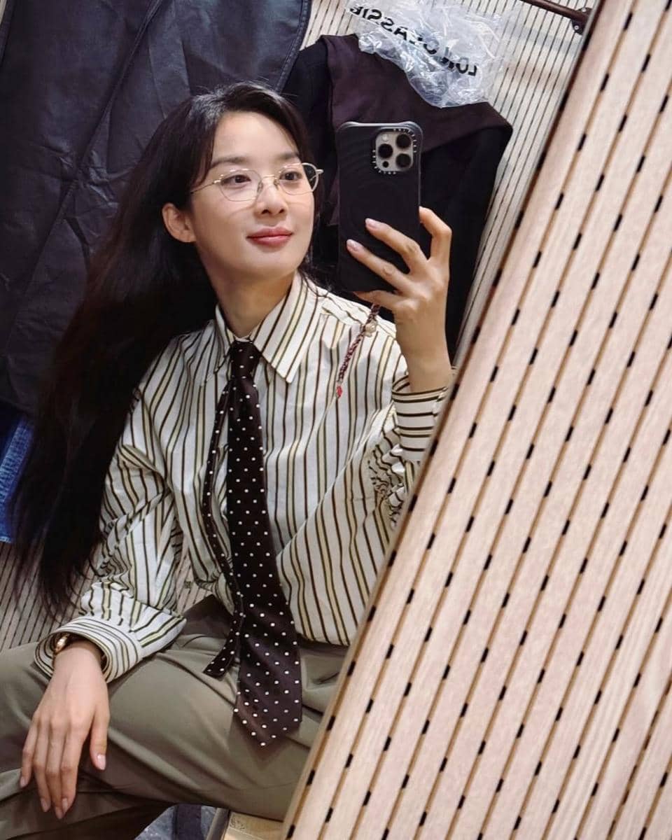inspirasi OOTD ala Lee Chung Ah 