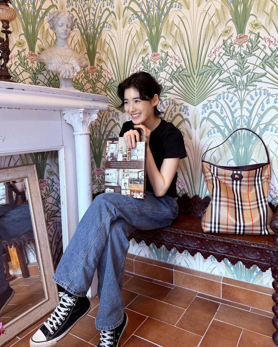 inspirasi style ala Jung Eun Chae 