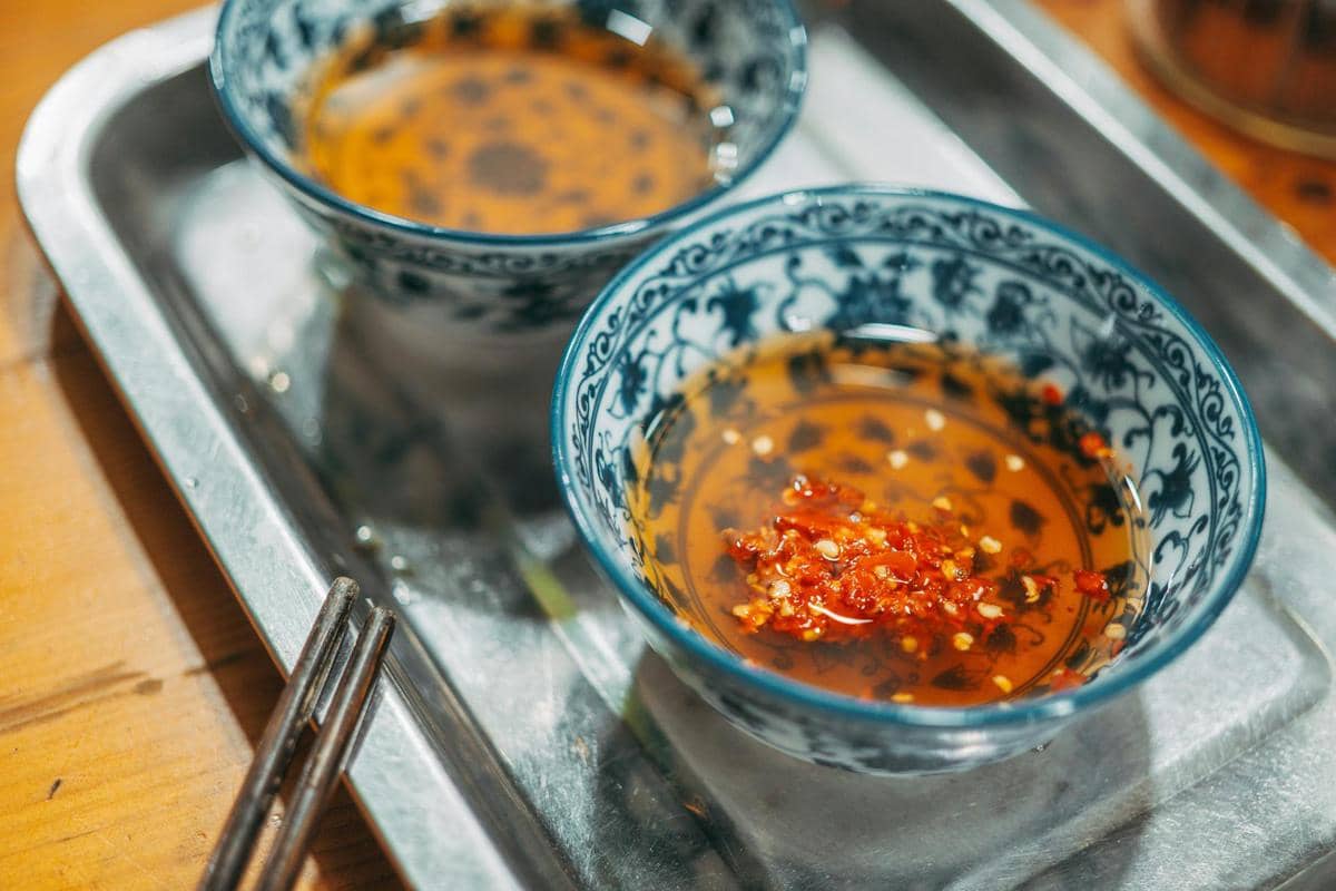 ilustrasi chili oil