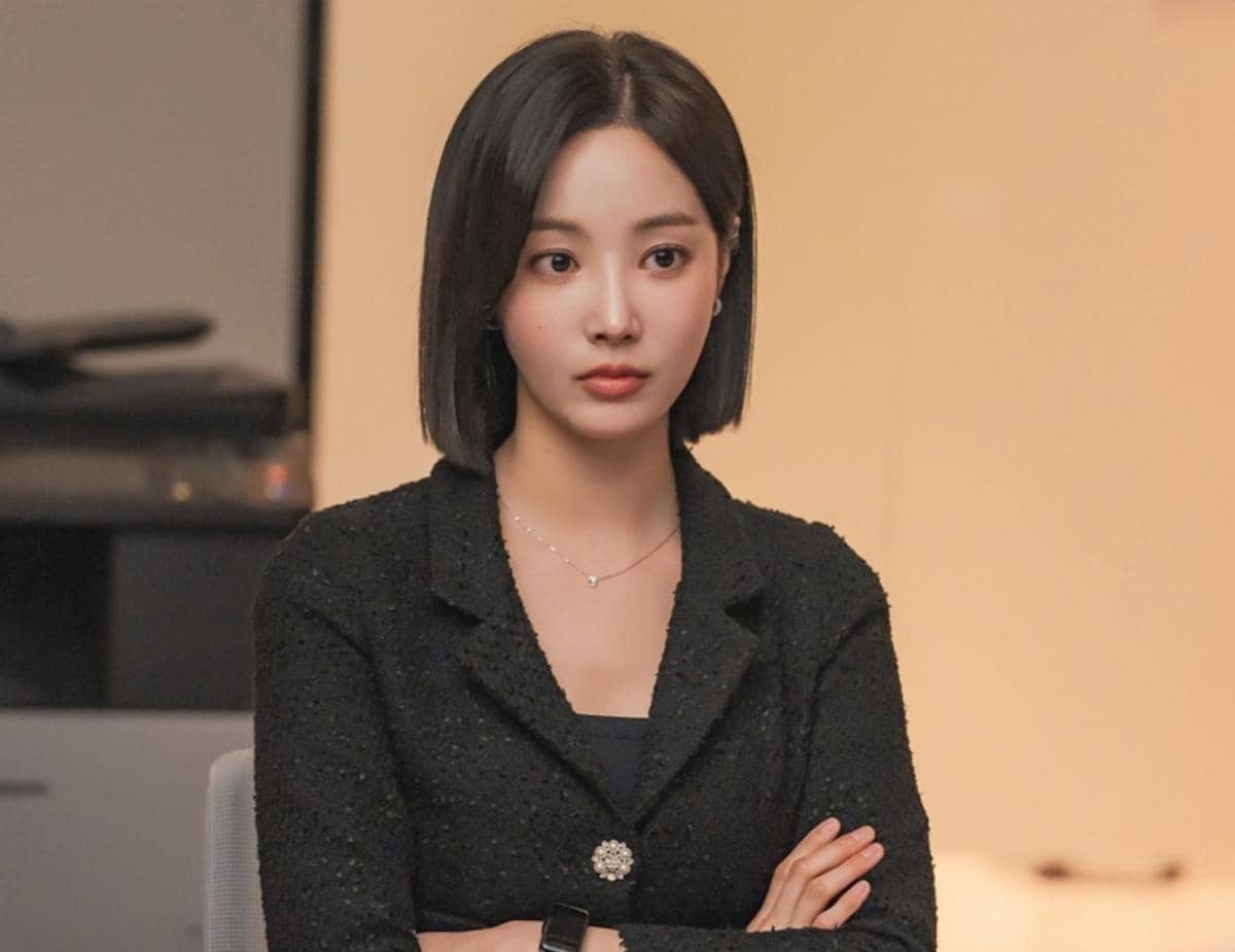 Still cut Love Phobia