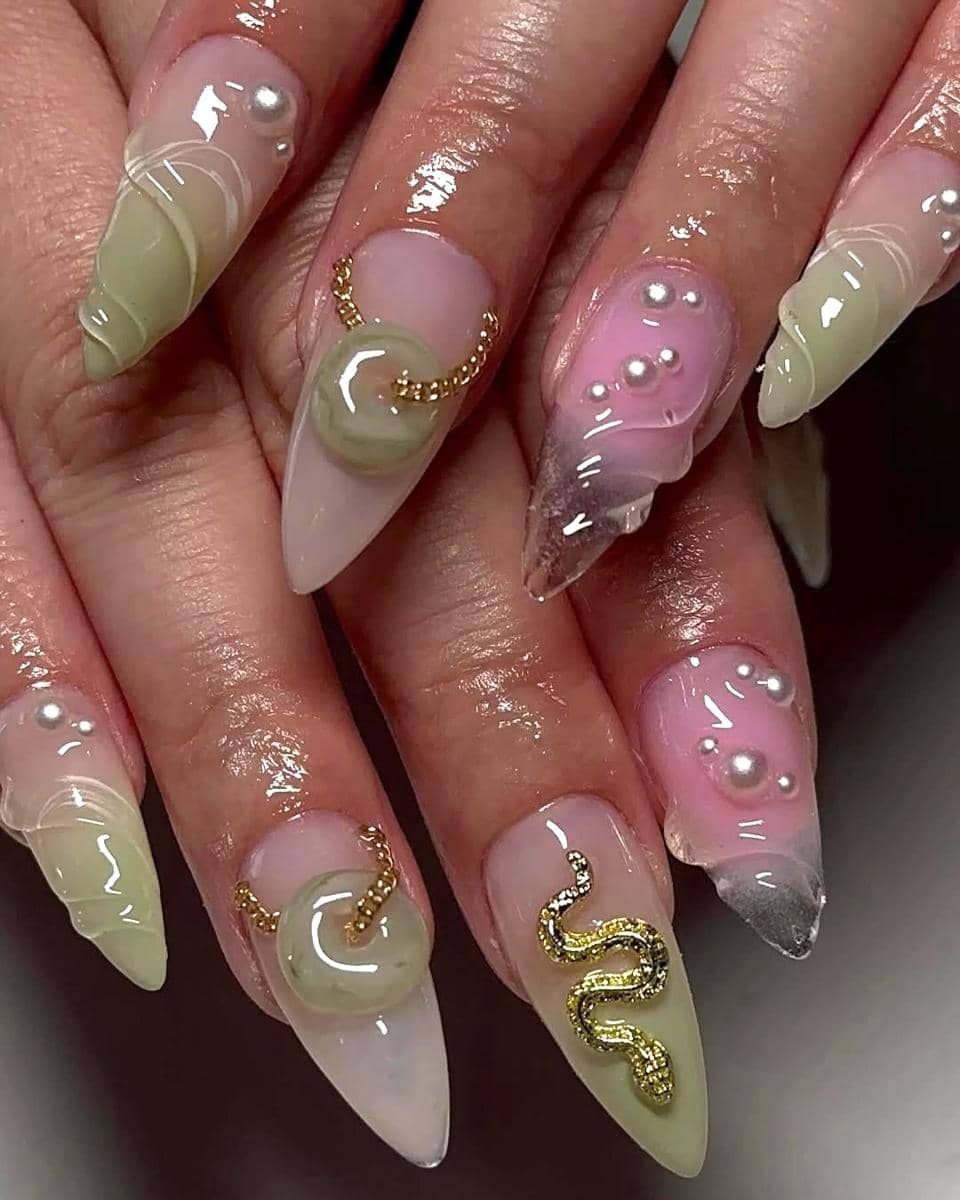 Ide nail art bertema batu giok/jade stone