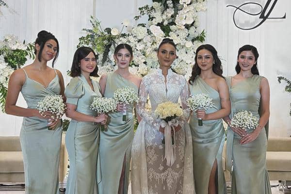 Artis Jadi Bridesmaid Pernikahan Wavi Zihan