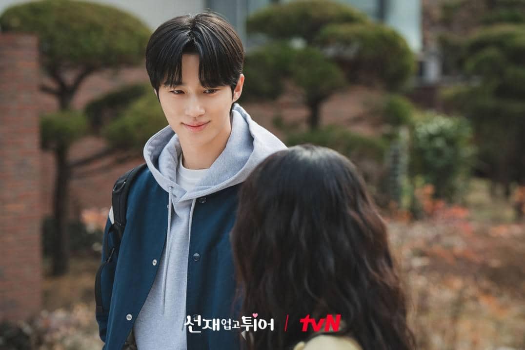 Cuplikan drama Lovely Runner 