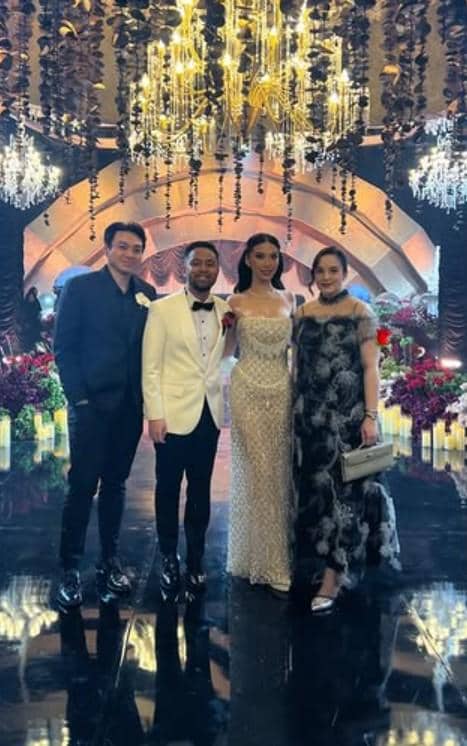 Tamu Artis di Resepsi Ranggaz Laksmana dan Angie