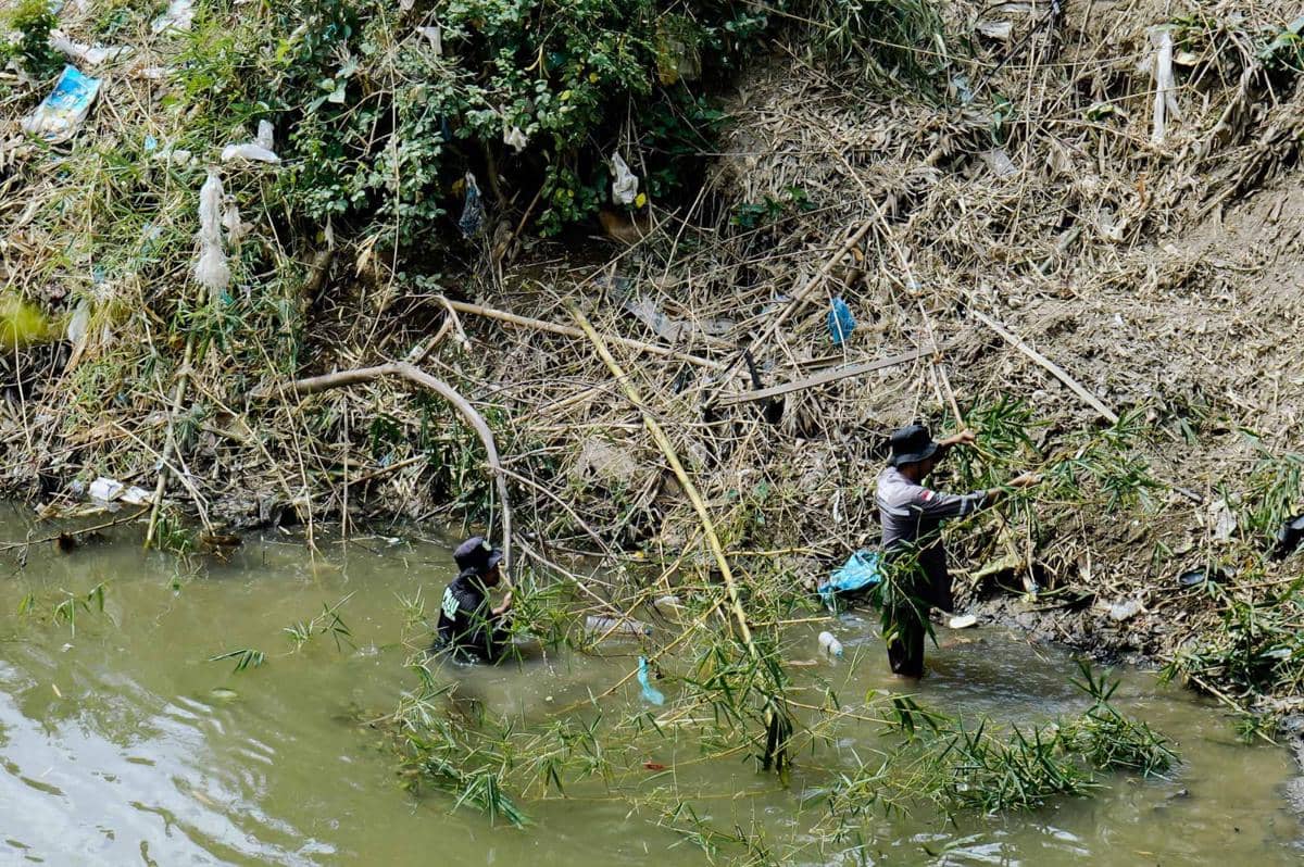 Wakil Wali Kota Medan, Zakiyuddin Harahap mengikuti Aksi Bersih aliran Sungai Deli (Dok. Diskominfo Medan)