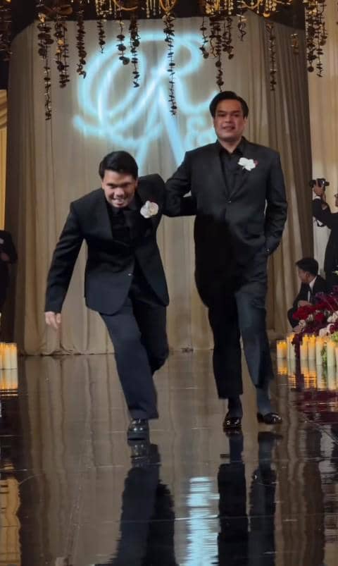 Bridesmaid-Groomsmen Resepsi Pernikahan Ranggaz dan Angie (instagram.com/angieprijanto)