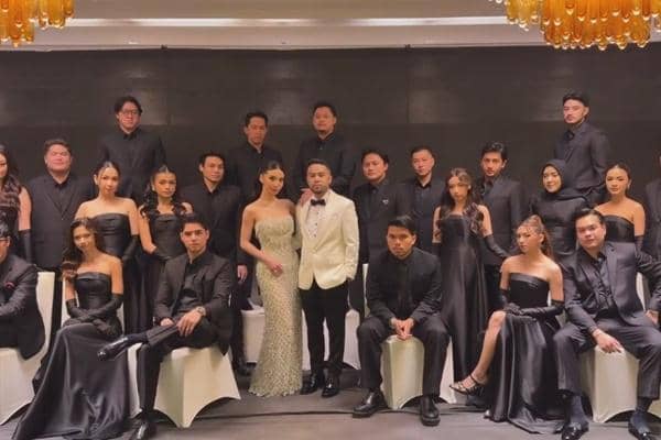 Bridesmaid-Groomsmen Resepsi Pernikahan Ranggaz dan Angie (instagram.com/angieprijanto)