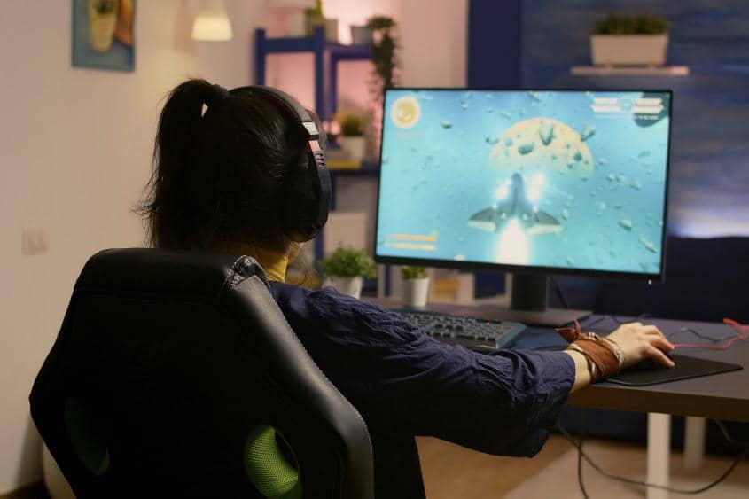 ilustrasi bekerja sebagai beta tester game