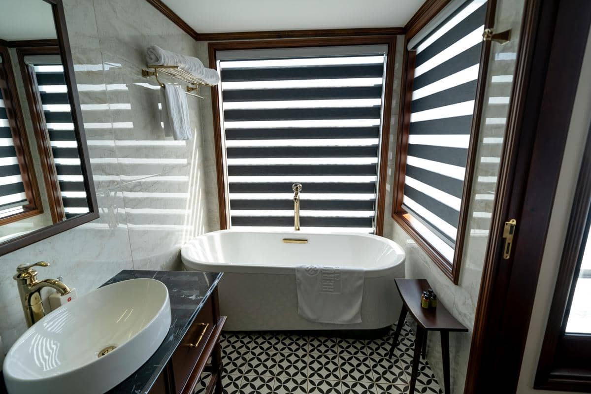 apa saja jenis lantai kamar mandi dengan harga terjangkau