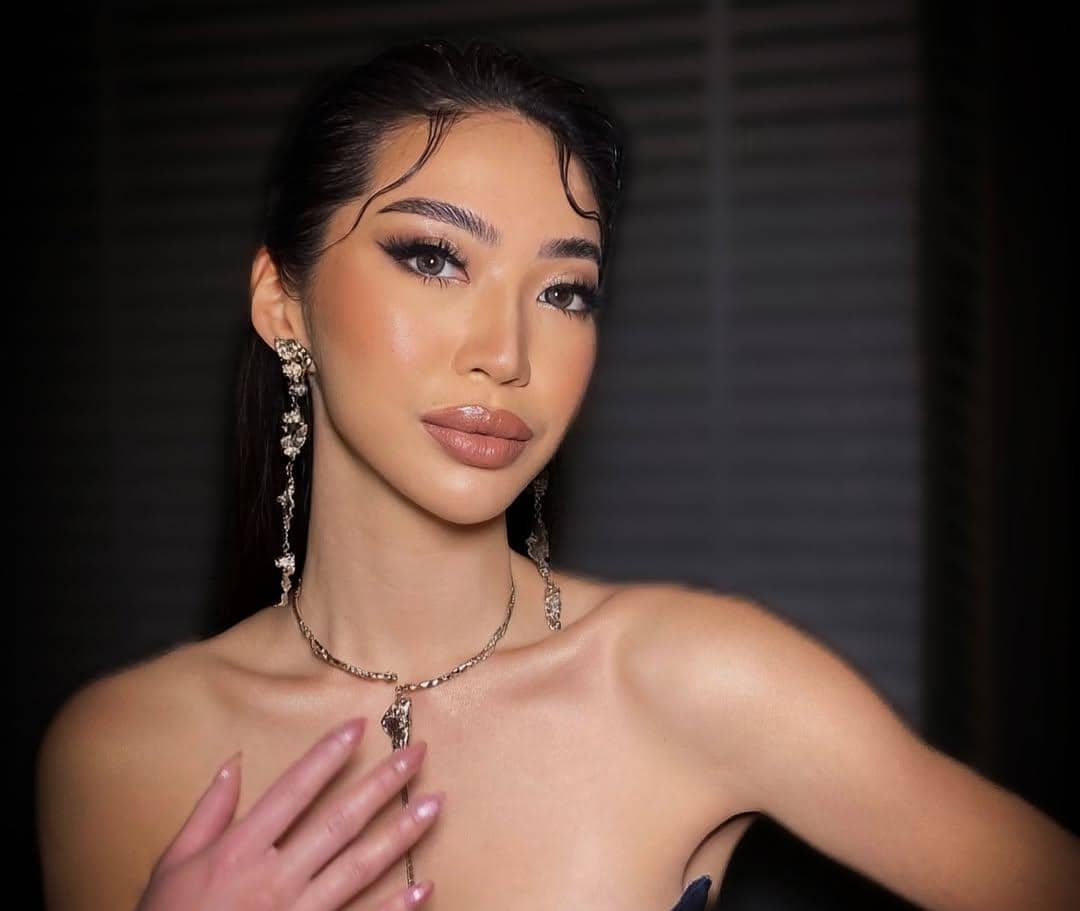 Ide makeup glam ala Angie Prijanto 