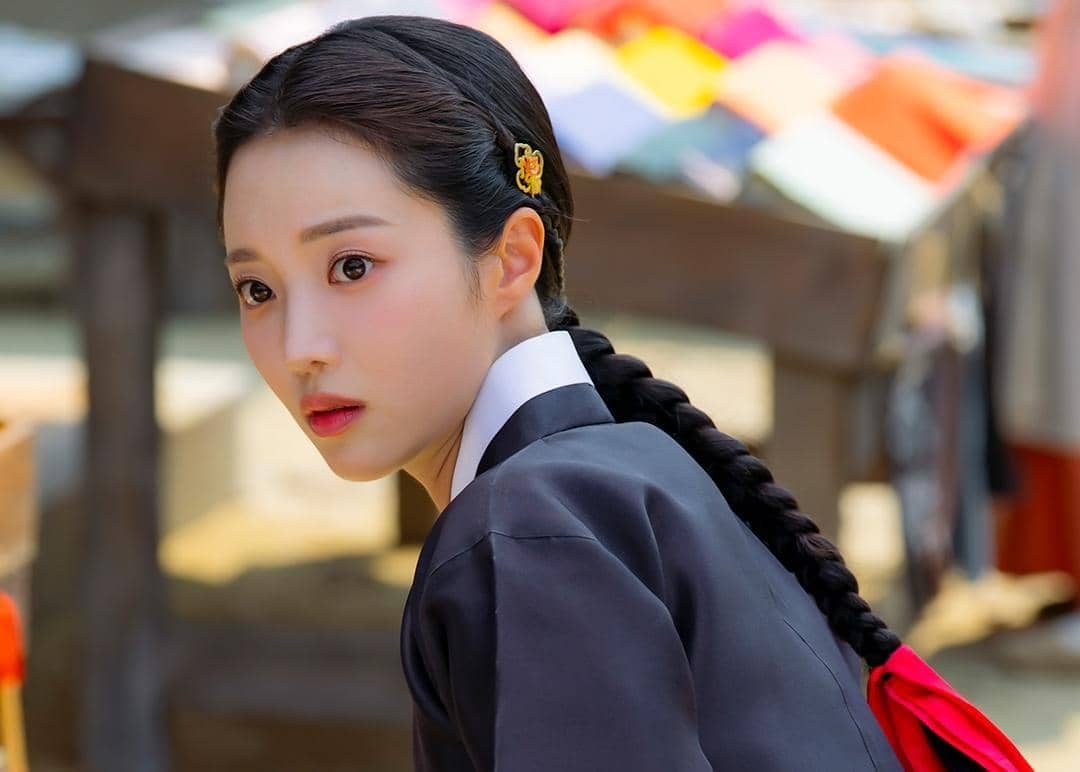 Han So Eun di drama To My Beloved Thief