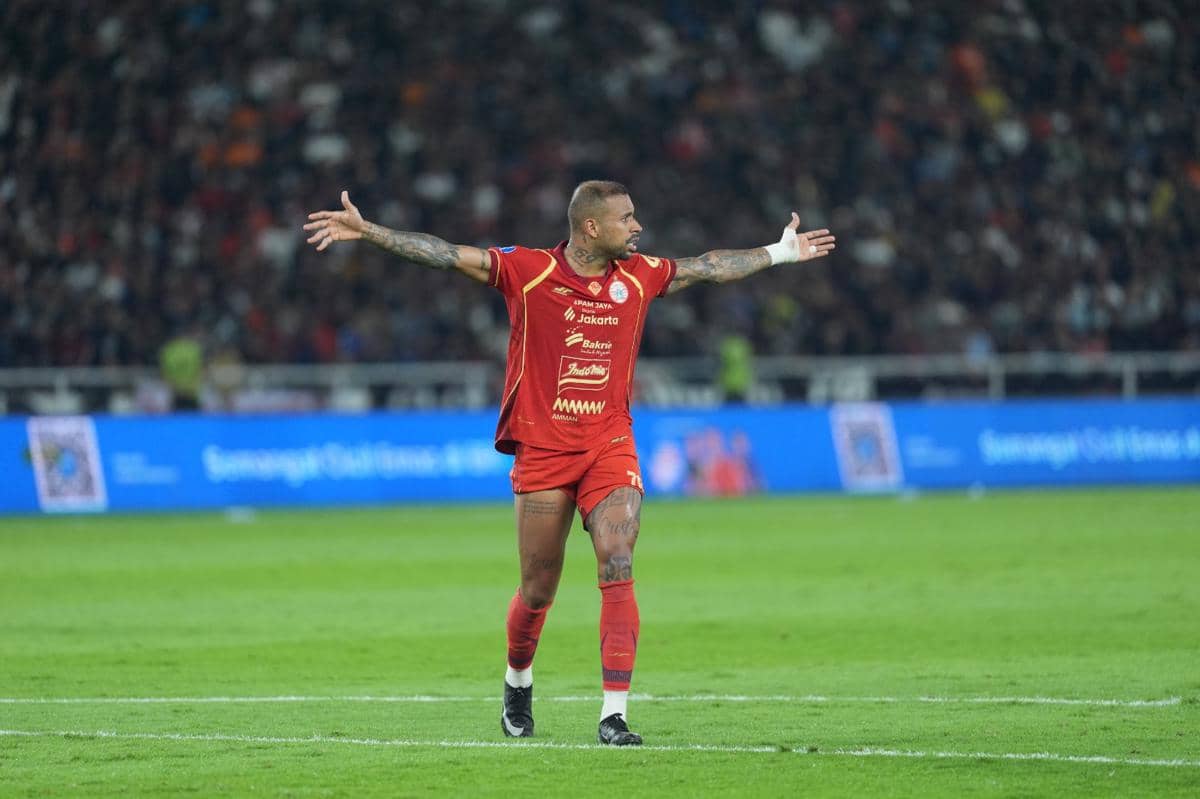Potret Persija melawan Arema FC di Stadion Utama Gelora Bung Karno, dalam lanjutan Super League 2025/26,.