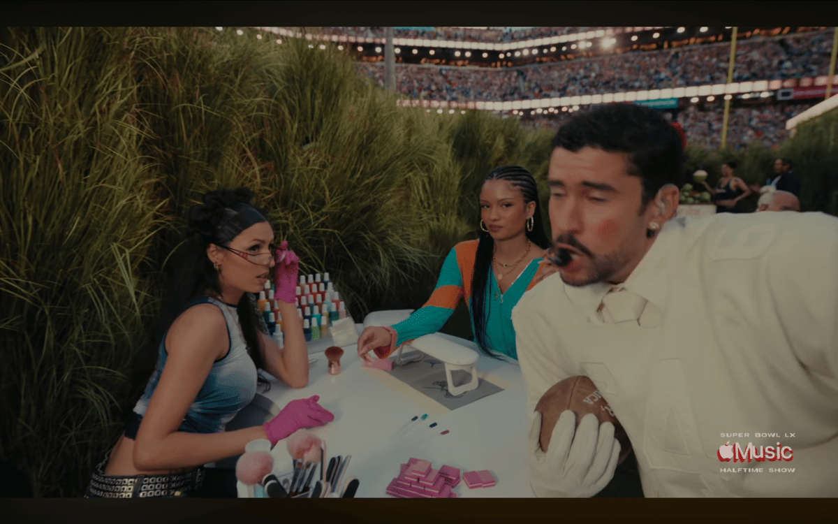 penampilan Bad Bunny