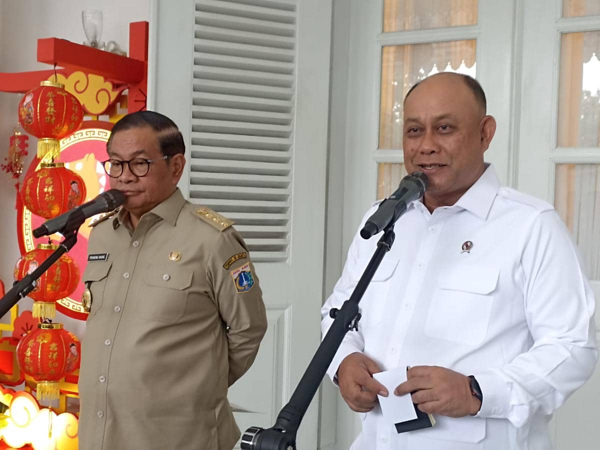 Usai Dadan Dicopot, Ekonom Ingatkan Tantangan MBG Belum Selesai
