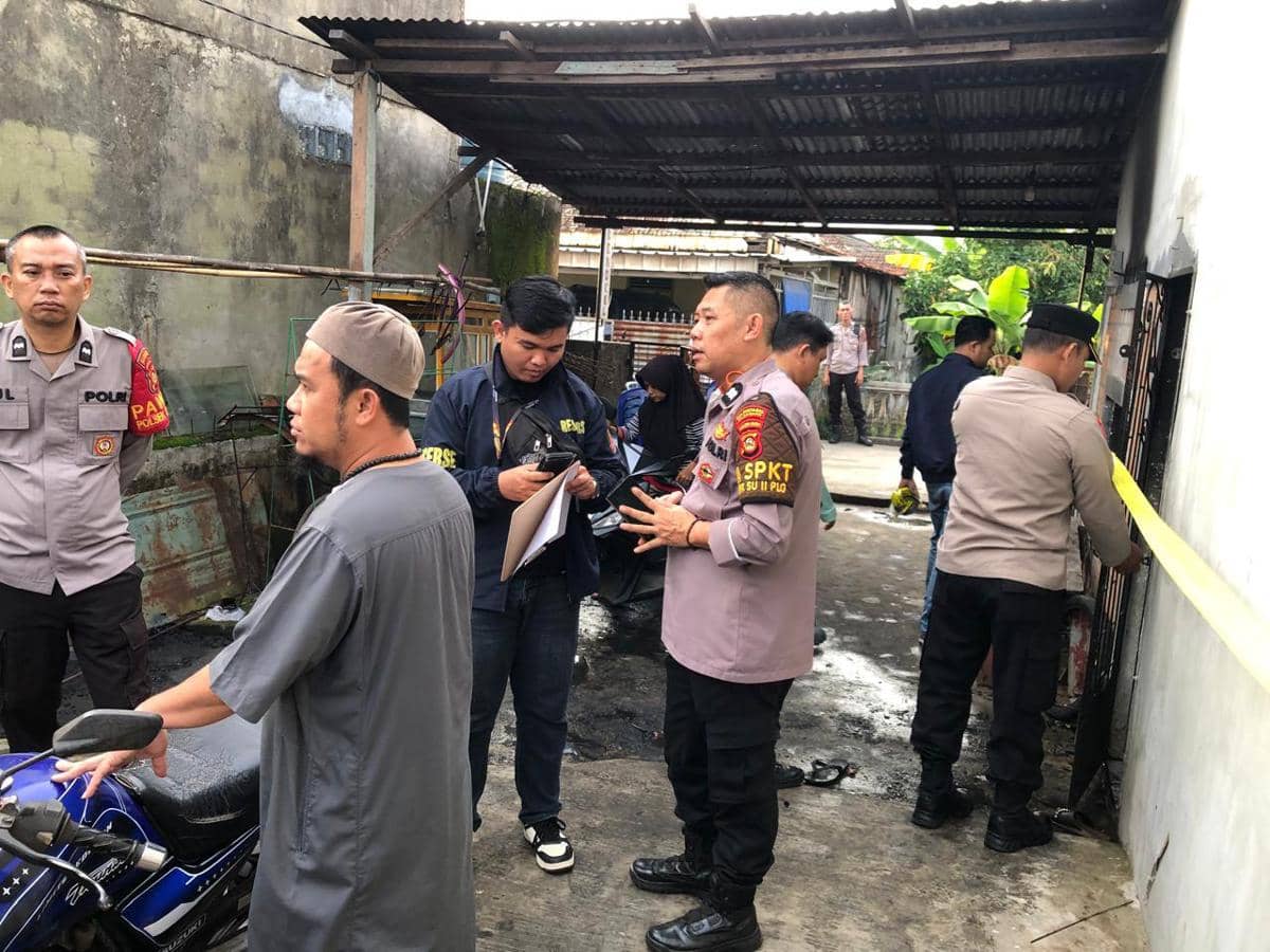 Kebakaran di kawasan SU II Palembang