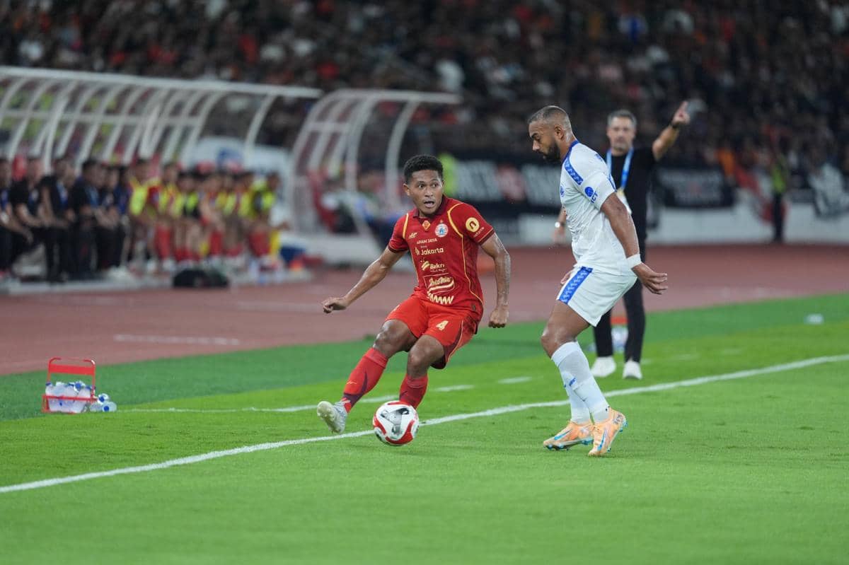 Potret Persija melawan Arema FC di Stadion Utama Gelora Bung Karno, dalam lanjutan Super League 2025/26.