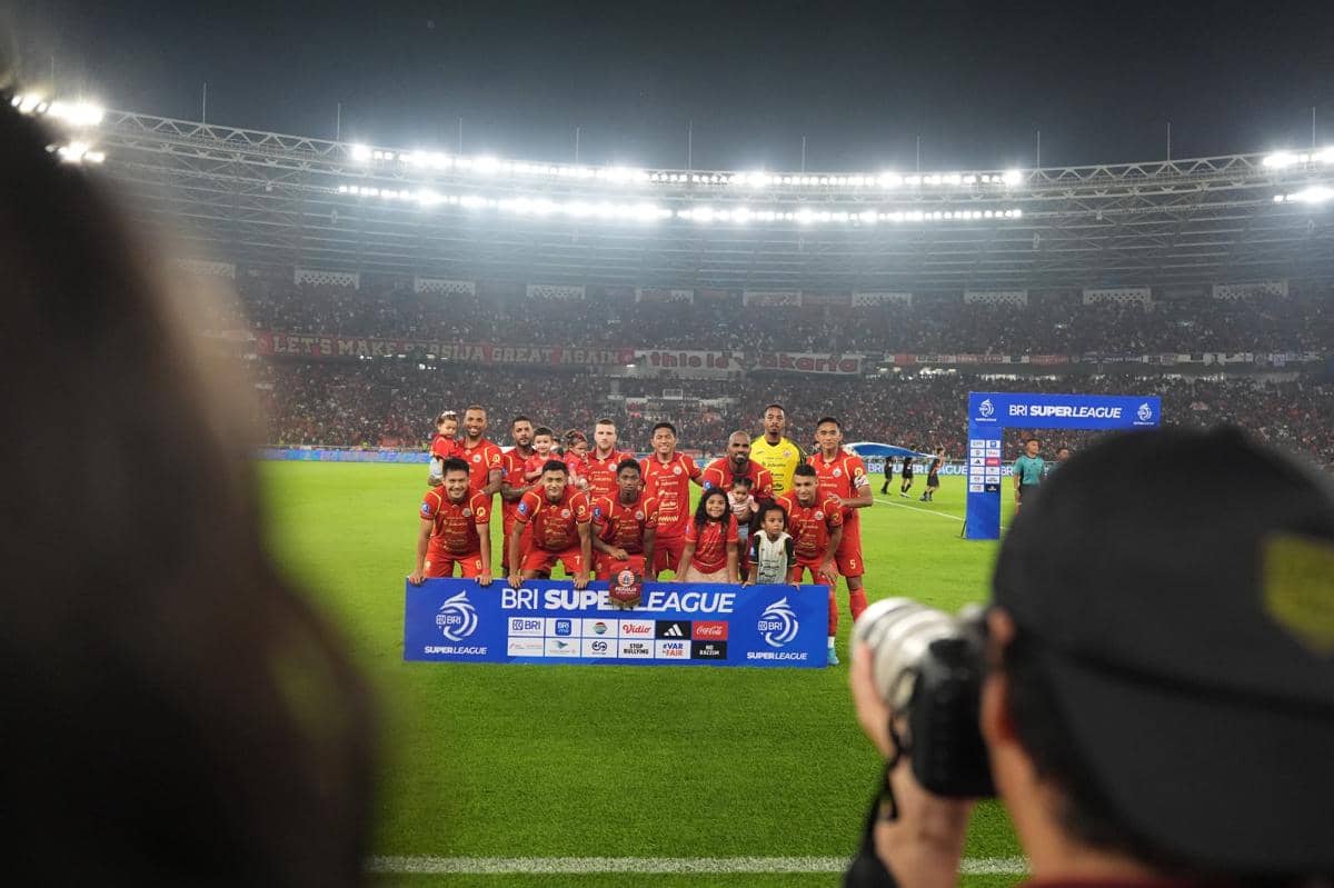Potret Persija melawan Arema FC di Stadion Utama Gelora Bung Karno, dalam lanjutan Super League 2025/26.