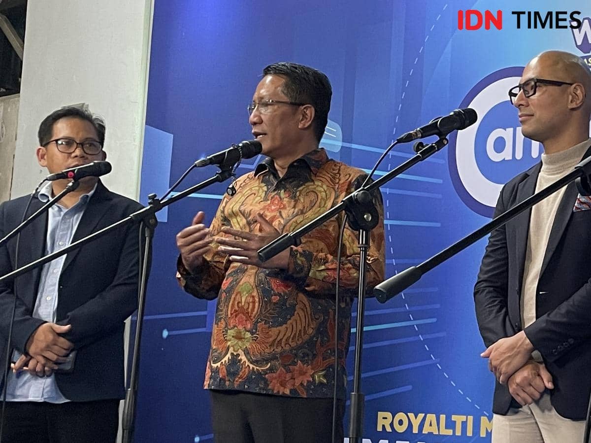 Menteri Hukum Supratman Andi Agtas dalam acara What’s Up Kemenkum – Campus Calls Out Menteri Hukum di Universitas Indonesia, Depok, Senin (9/2/2026). (IDN Times/Yovita Arnelia)