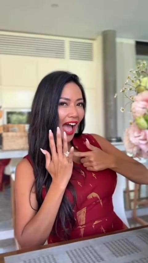 Shanty dilamar sang kekasih