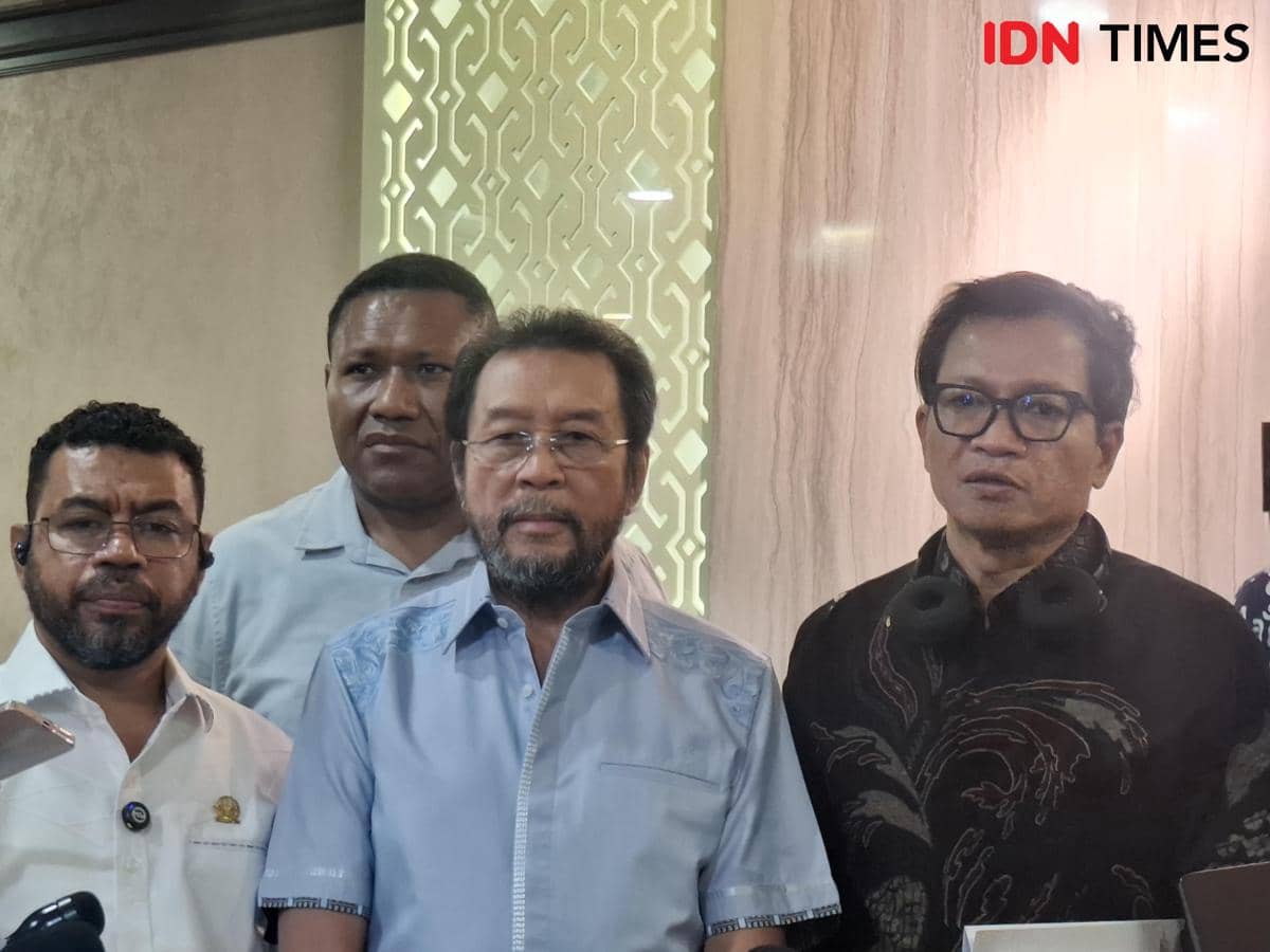 Wakil Ketua DPD RI Yorrys Raweyai saat menerima Amnesty International. (IDN Times/Amir Faisol)
