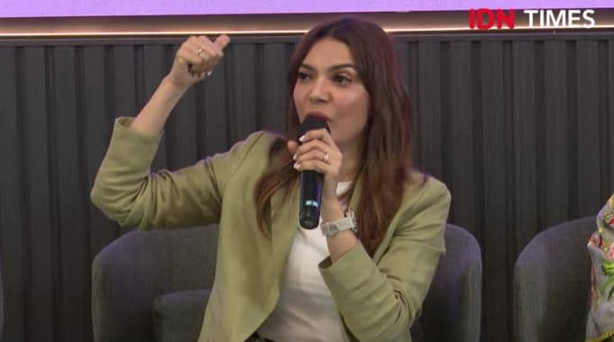 3 Wajah Roehana Koeddoes