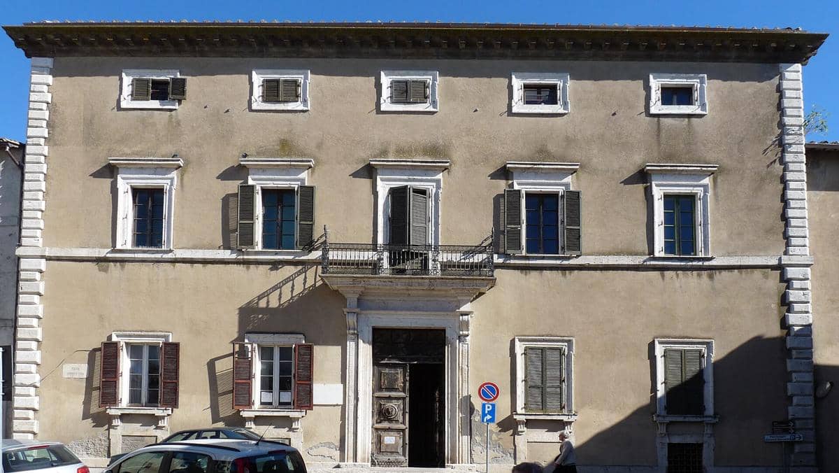 Potret Palazzo Colonna