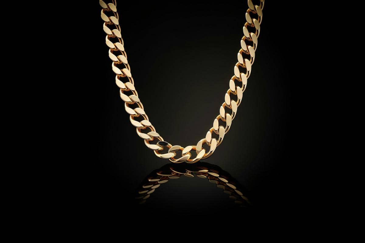 ilustrasi emas perhiasan