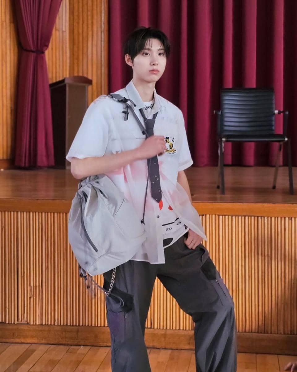 OOTD Old School ala Member KickFlip