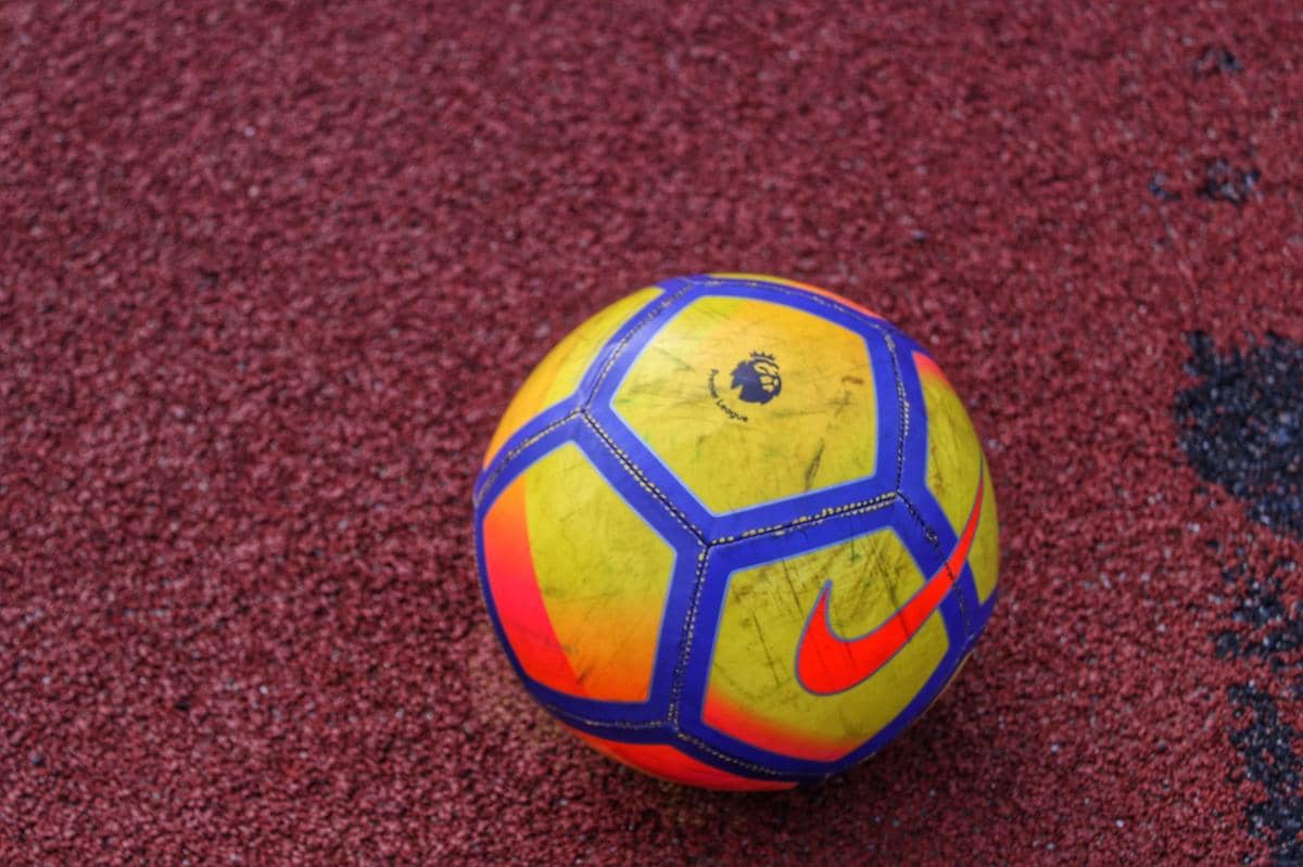 ilustrasi bola English Premier Leagu