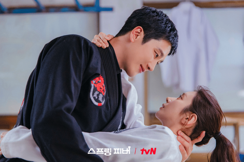 Ahn Bo Hyun dan Lee Joo Bin di drama Spring Fever