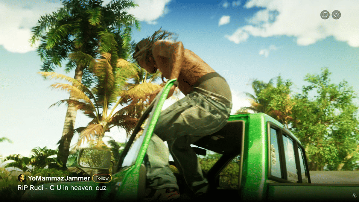 kamu bisa menonton berbagai aktivitas ekstrem di WhatUp!