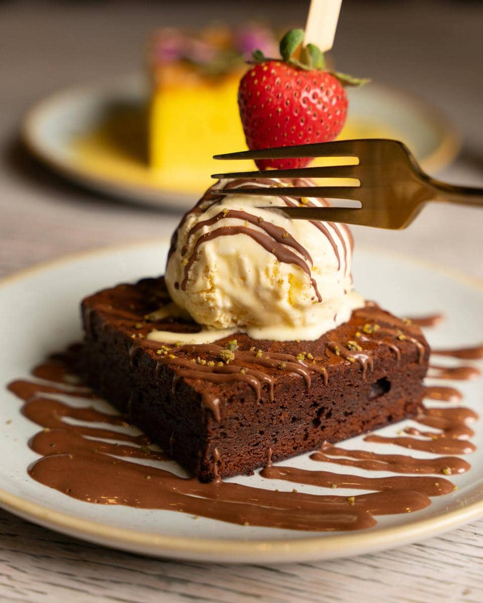 8 Pendamping Menyantap Brownies, Beri Rasa Istimewa!