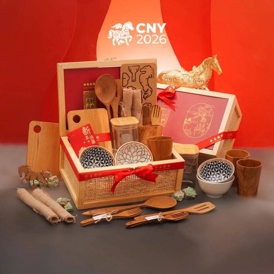 Dekayu Hampers Red Moon Ritual.jpg