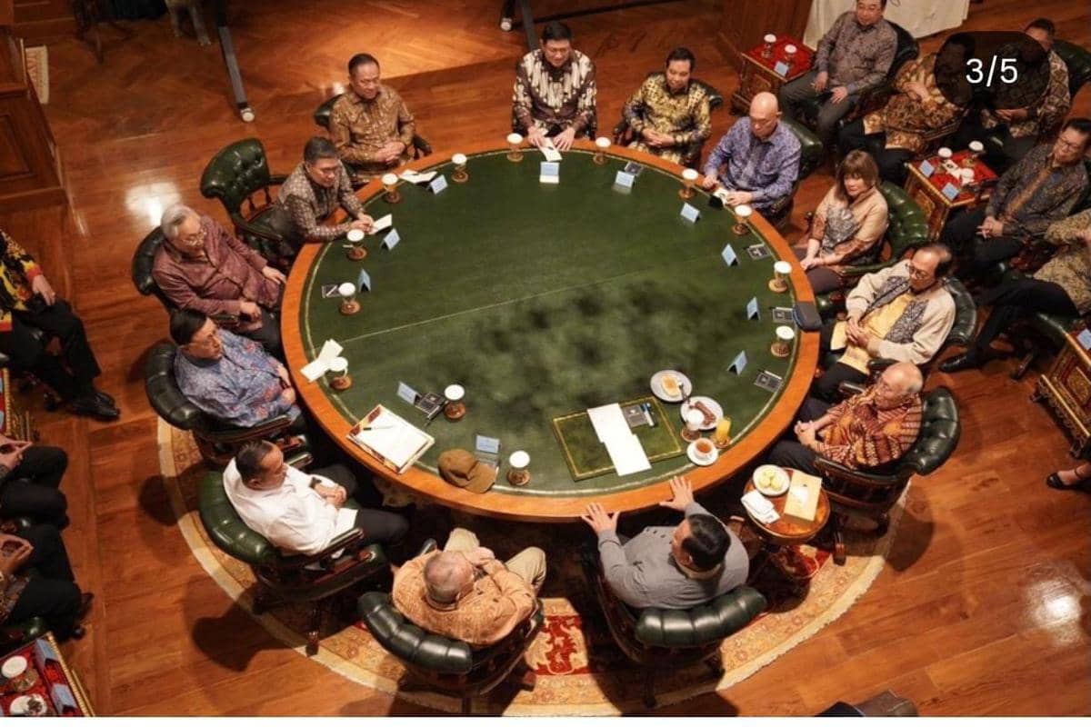 Pengusaha Sambangi Prabowo di Hambalang, Bahas Lapangan Kerja