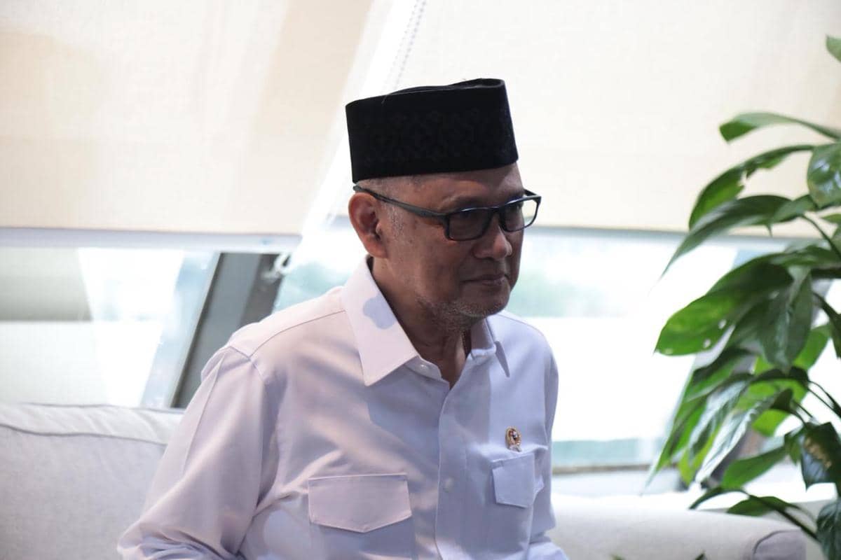 Menteri Haji dan Umrah, Mochamad Irfan Yusuf dalam Rapat Koordinasi Terbatas (Rakortas) tingkat menteri bersama Kementerian Koordinator Bidang Pangan di Jakarta, Senin (9/2/2026)