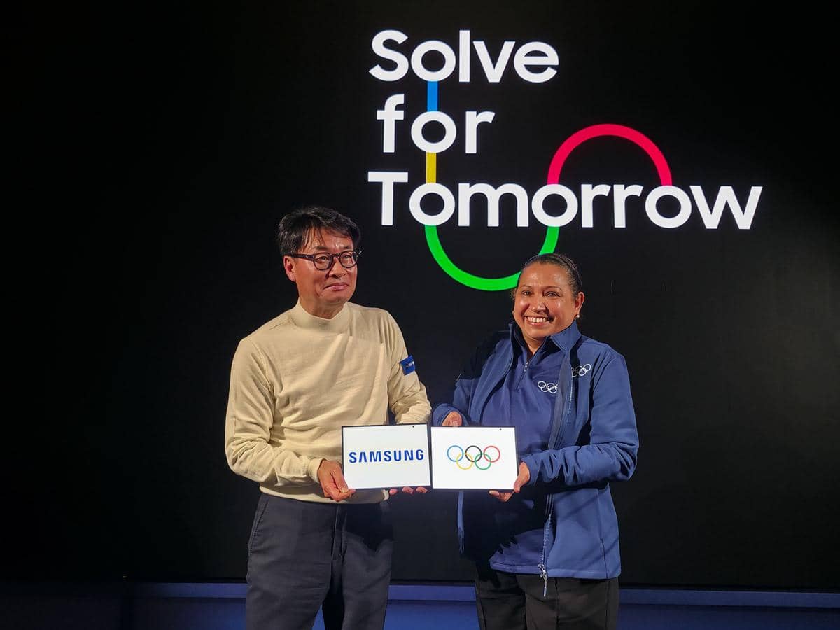 Samsung-CSR-Solve-For-Tomorrow-SFT-Ambassadors-in-Milan_dl5 (1).jpg