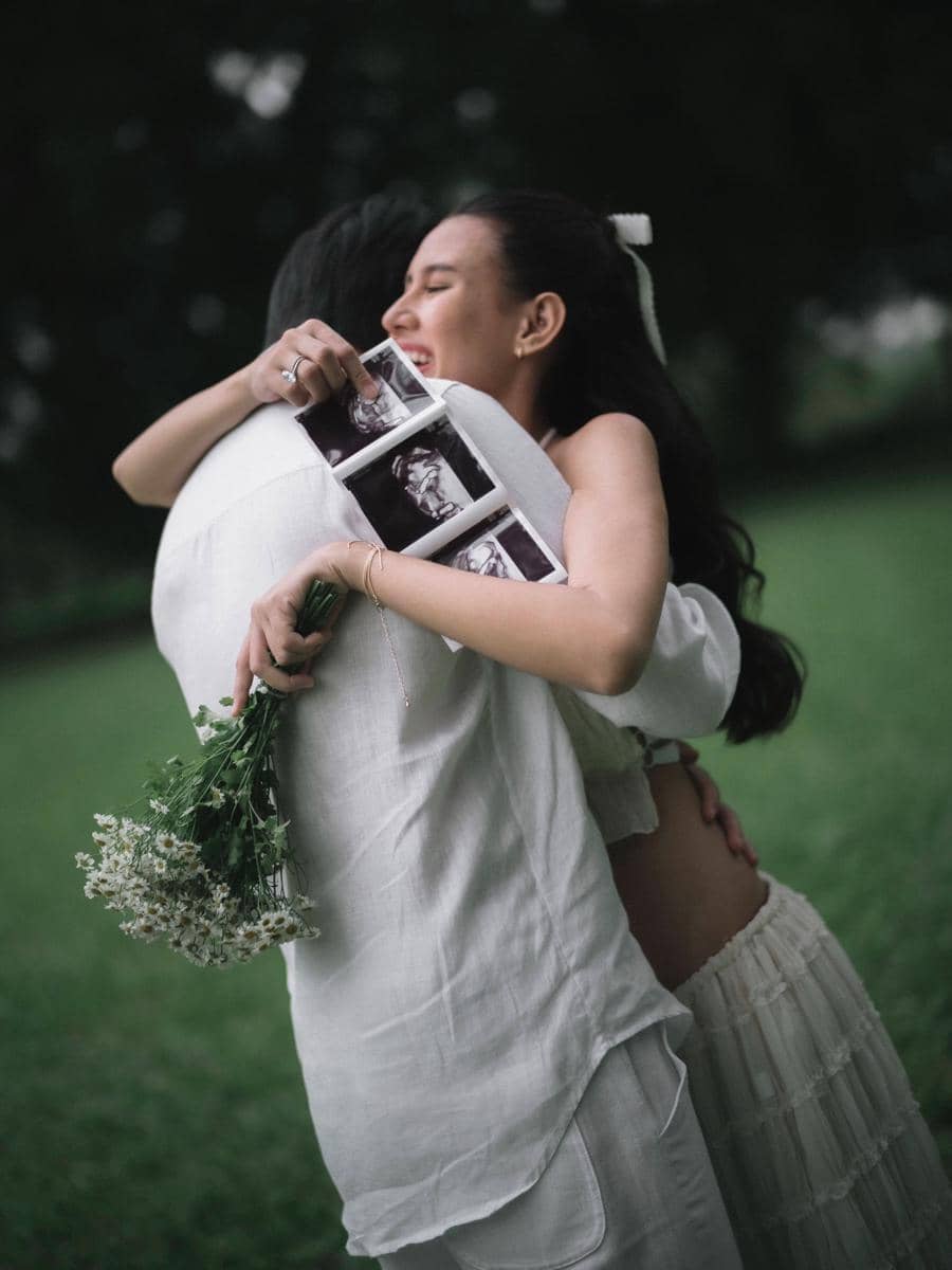 Shenina Cinnamon umumkan kehamilan pertama