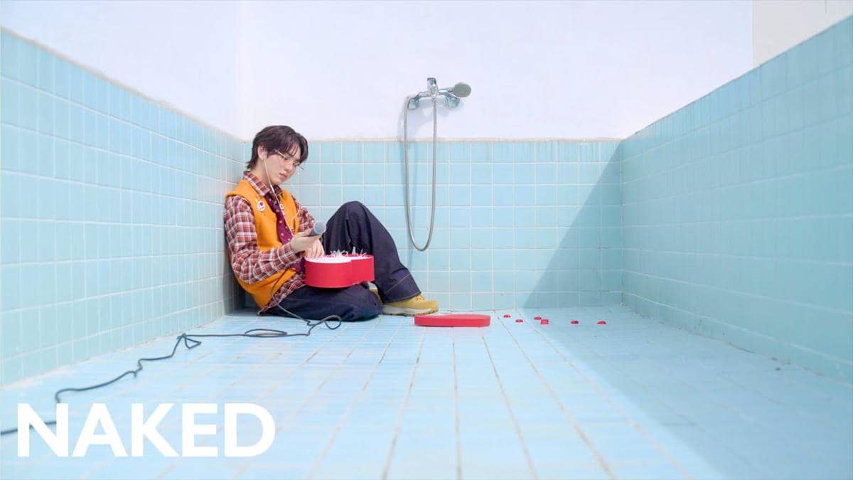 cuplikan live clip lagu "Valentine" dari Kino PENTAGON