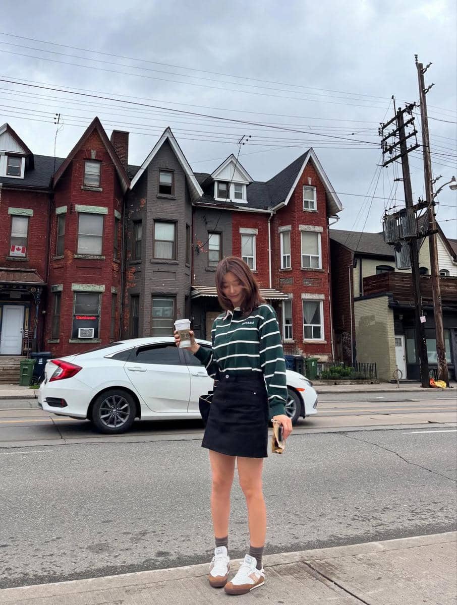 Gaya ala Lee Joo Bin