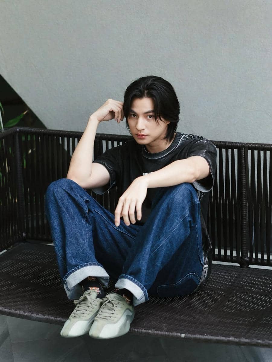 OOTD T-shirt dan Celana Jeans ala Gulf Kanawut