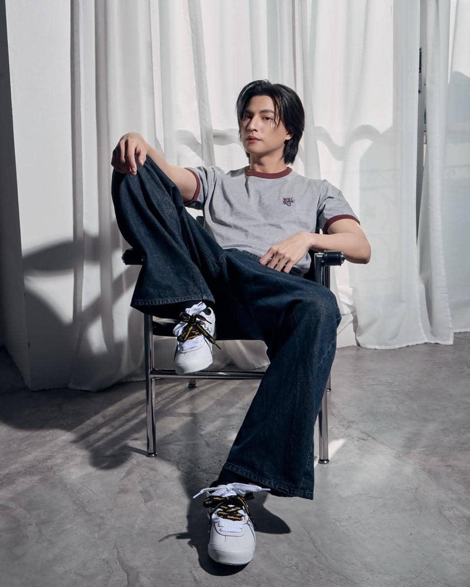 OOTD T-shirt dan Celana Jeans ala Gulf Kanawut