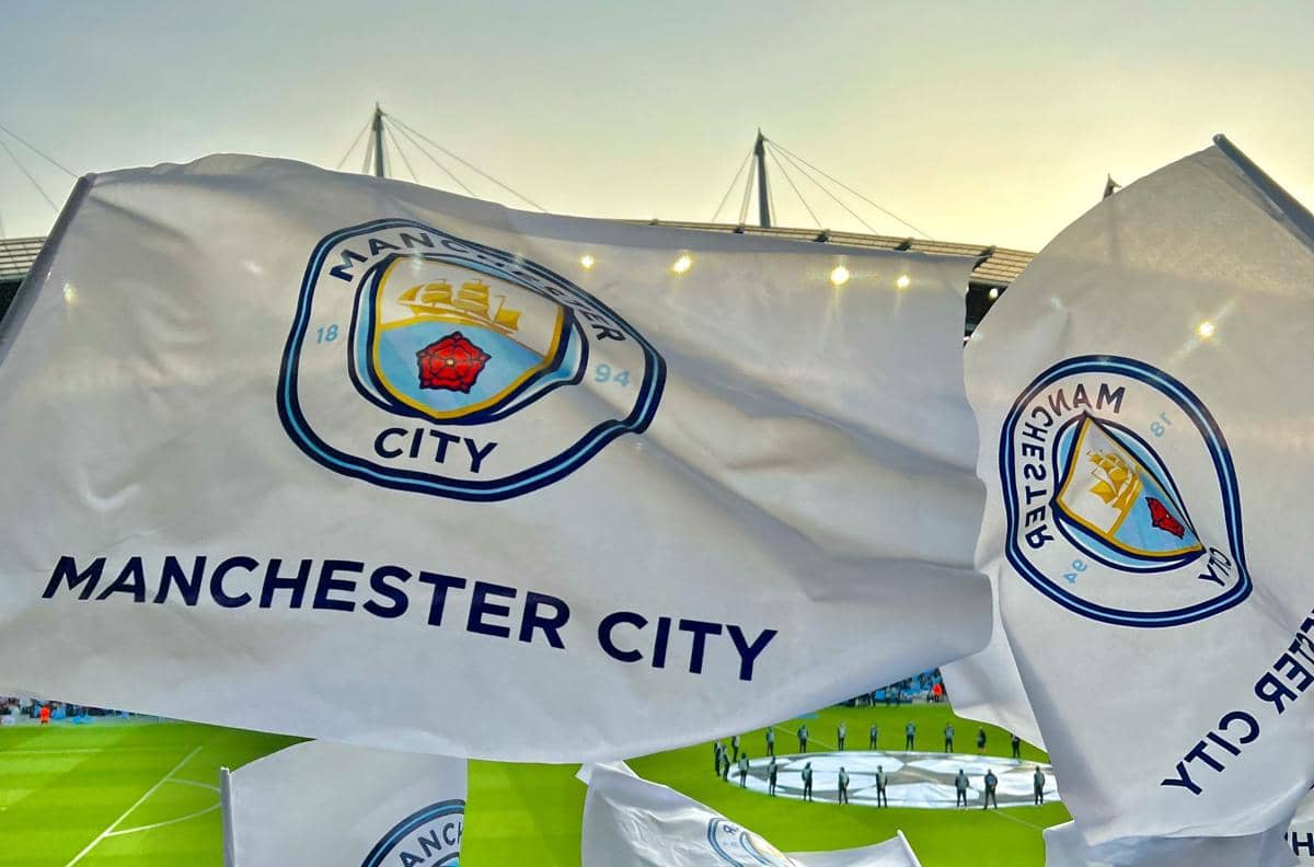 ilustrasi logo Manchester City