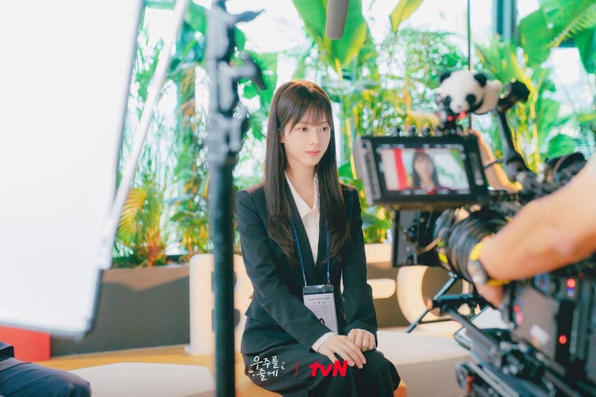 Cuplikan drama Korea Our Universe