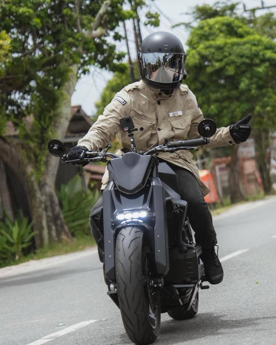 The Dudas-1 touring di Balikpapan