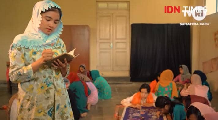 ilustrasi Roehana Koeddoes yang membangun sistem ekonomi perempuan