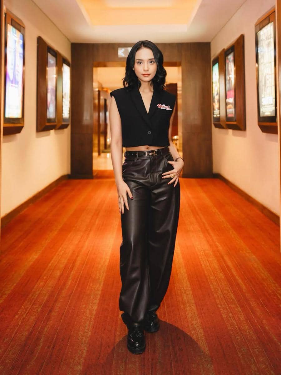 Inspirasi OOTD ala Wavi Zihan