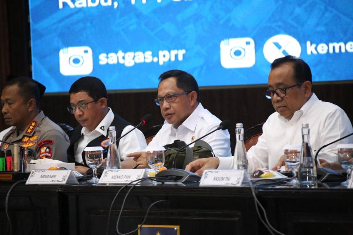 Konferensi Pers Percepatan Rehabilitasi dan Rekonstruksi Pascabencana Wilayah Sumatera di Gedung Sasana Bhakti Praja, Kantor Pusat Kementerian Dalam Negeri (Kemendagri), Jakarta, Rabu (11/2/2026).