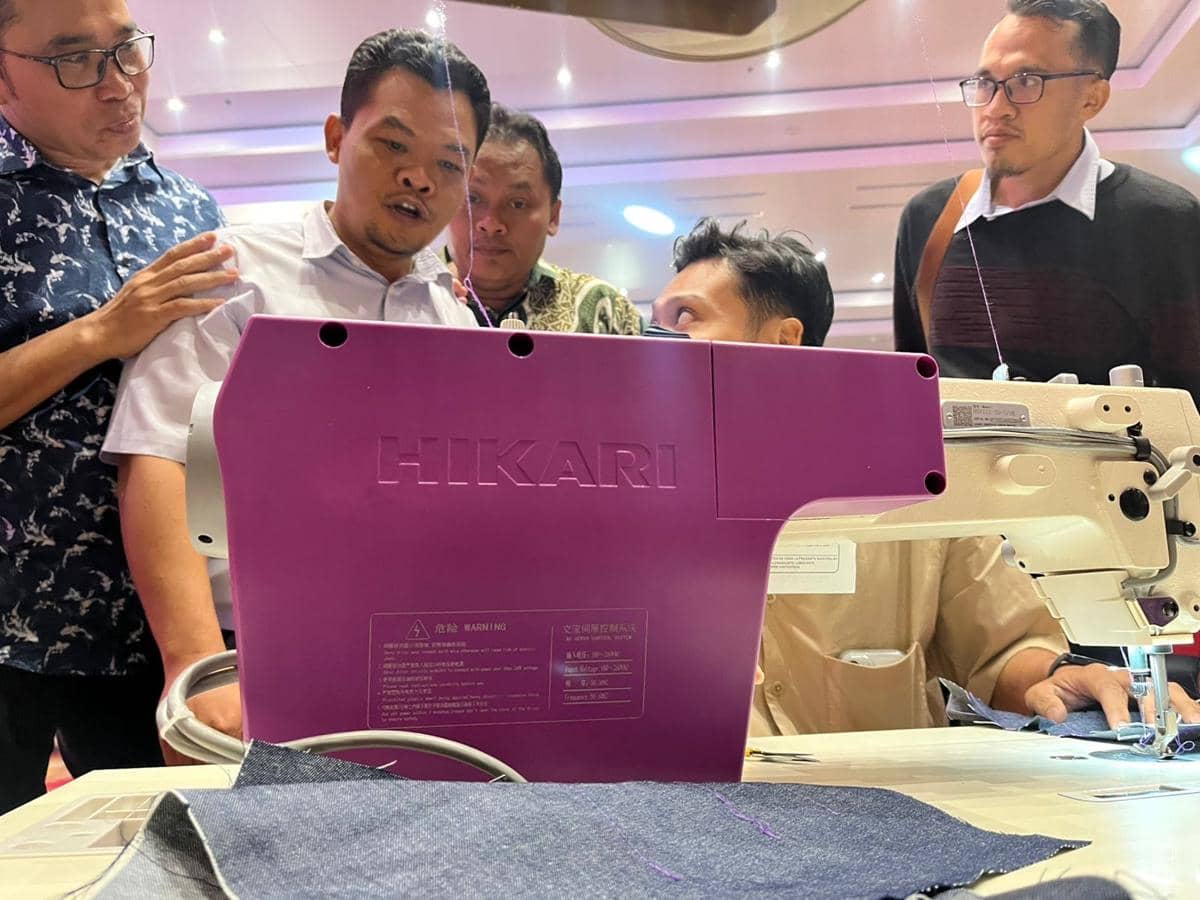 Hikari, mesin jahit AI